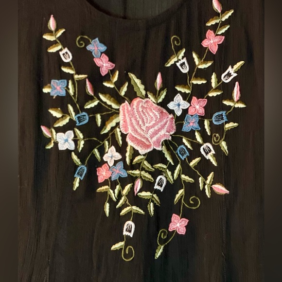 Long sleeveless Maxi Black Dress Country Farm Size Medium Floral Embroidery - Picture 2 of 5